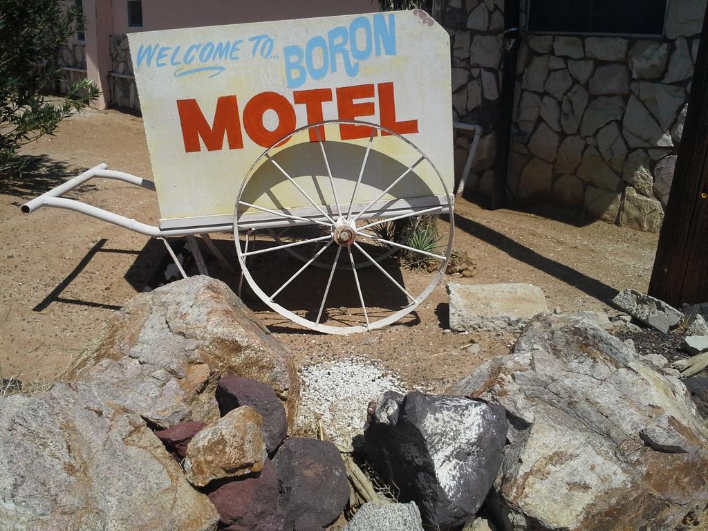 Boron Motel Eksteriør billede